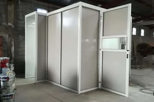 Cabina de pintura tipo túnel fabricada por Finsa