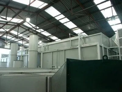 Plataforma de rejilla y fosa de extracción de una cabina presurizada