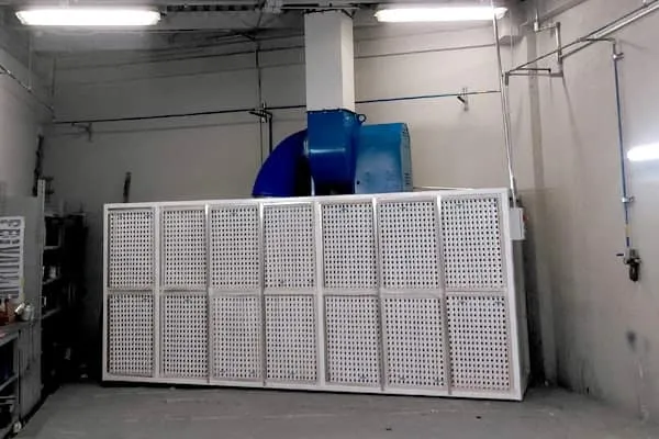 Panel de filtros de una cámara de extracción para pintura
