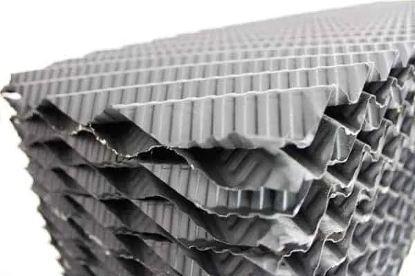 Primer plano del medio corrugado de un filtro Celdek Airpak